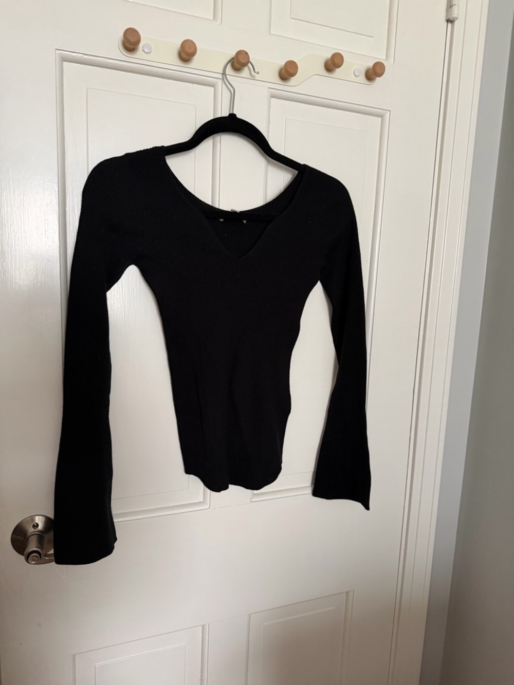 Uniqlo x mame kurogouchi Black Ribbed V-Neck Long-Sleeve Top USA XS/S